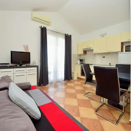Apartamento 1 Bedroom Amazing In *
