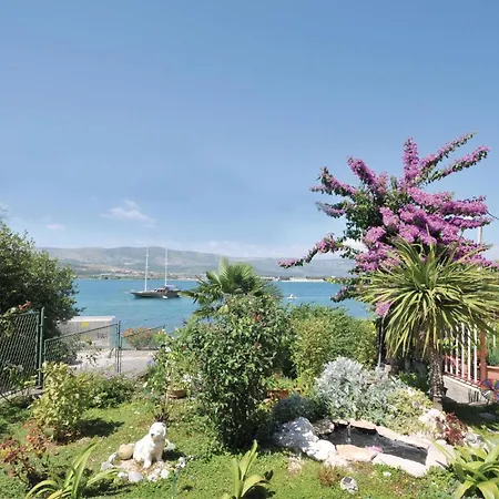 Apartamento 1 Bedroom Amazing In *