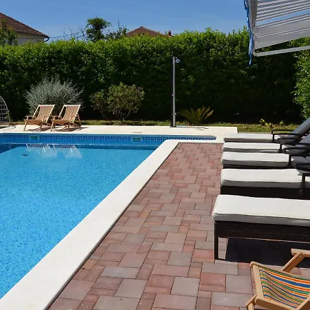 Apartament Cozy In With Sauna Trogir
