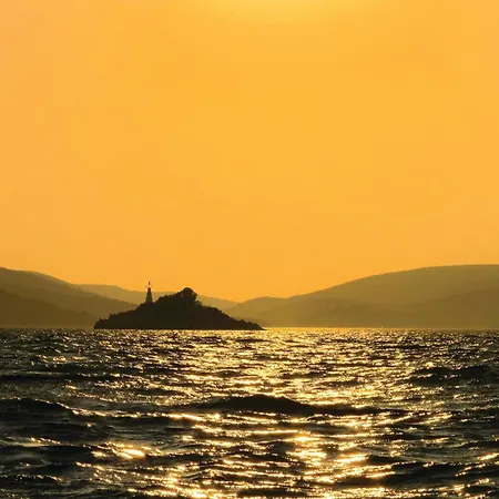 Cozy In With Sauna Trogir